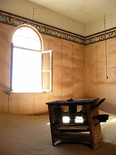 Kolmanskop Ghost Town - Atlas Obscura - Featured Photography